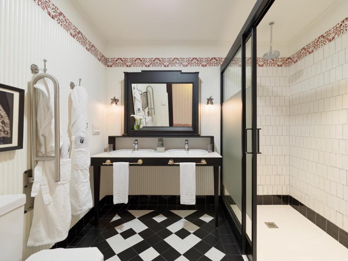 H10 Corregidor Boutique Hotel 3*
